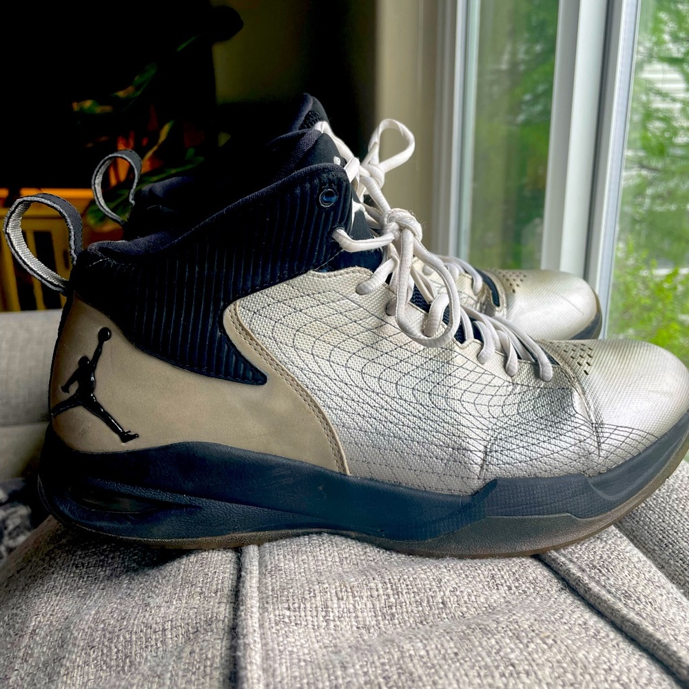 Nike Air Jordan Fly 23
